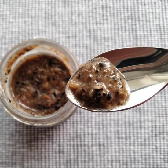 Amazon.co.jp: 黒トリュフペースト 30g イタリア産 : 食品・飲料・お酒