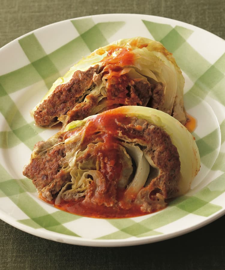 まるごとキャベツの蒸し煮