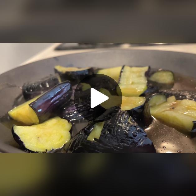 なすの揚げびたし 枝豆添え