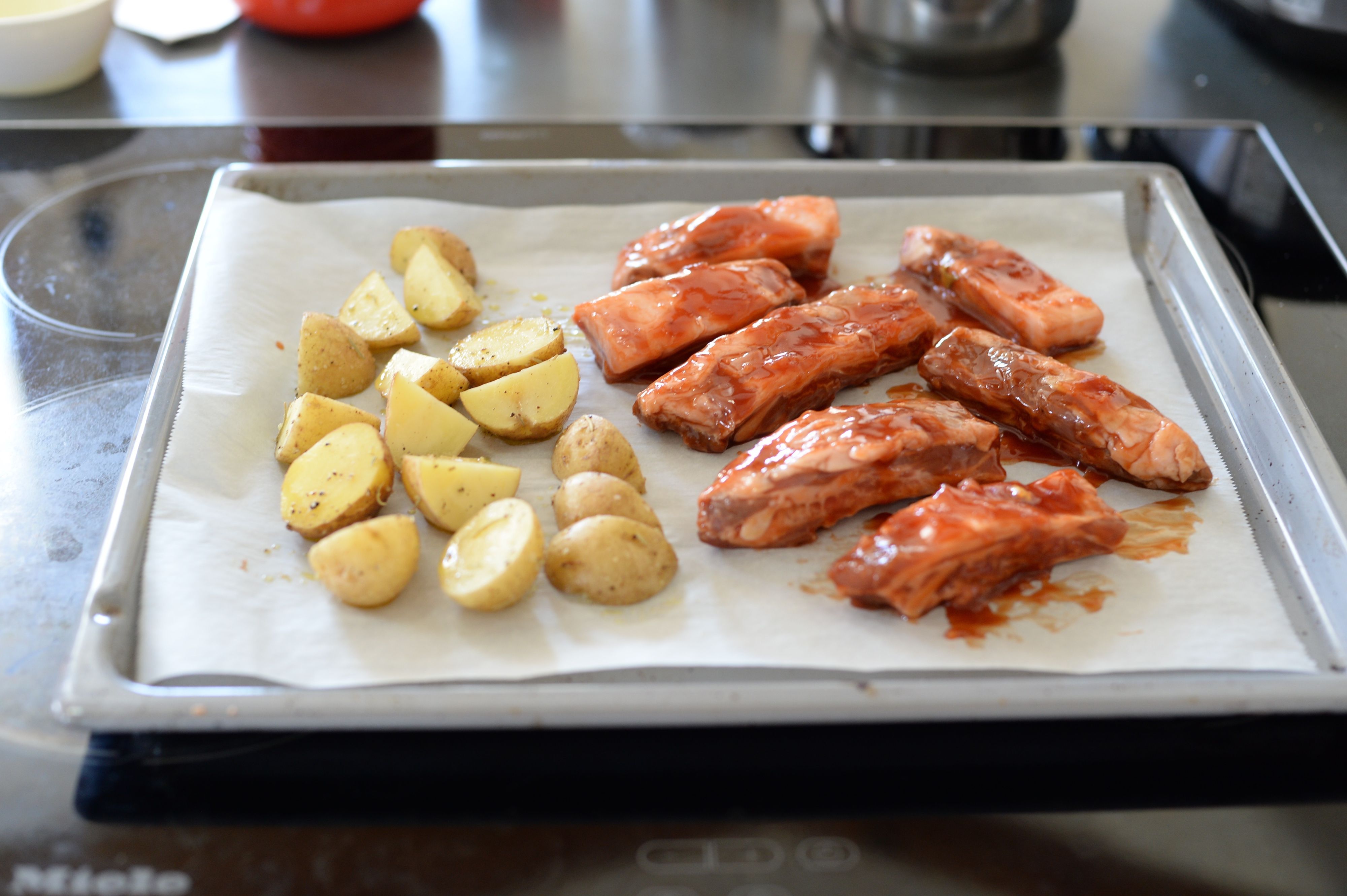 漬けて焼くだけ♪スペアリブのバーベキューグリル