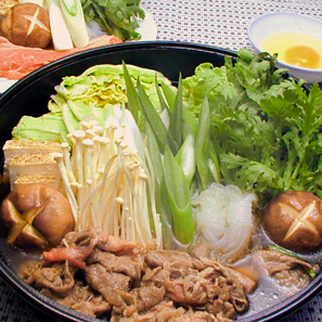 すき焼きを存分に楽しむ！絶品しめご飯レシピ10選。雑炊・うどん派も必見 - macaroni