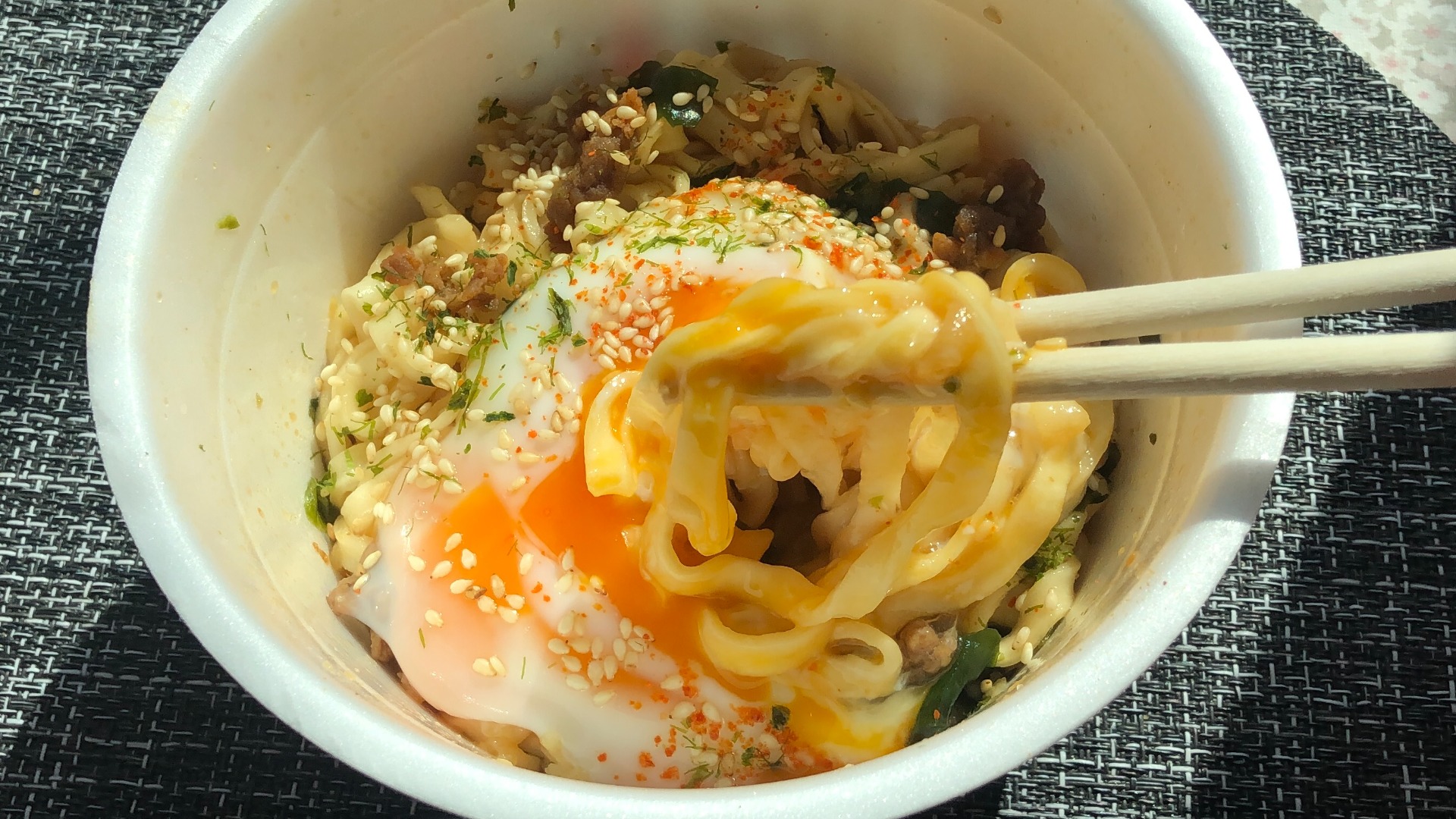 暑さも吹き飛ぶおいしさ♪おいしい”汁なしうどん”レシピ特集！ - おだしでつながるコミュニティー だしコミュ