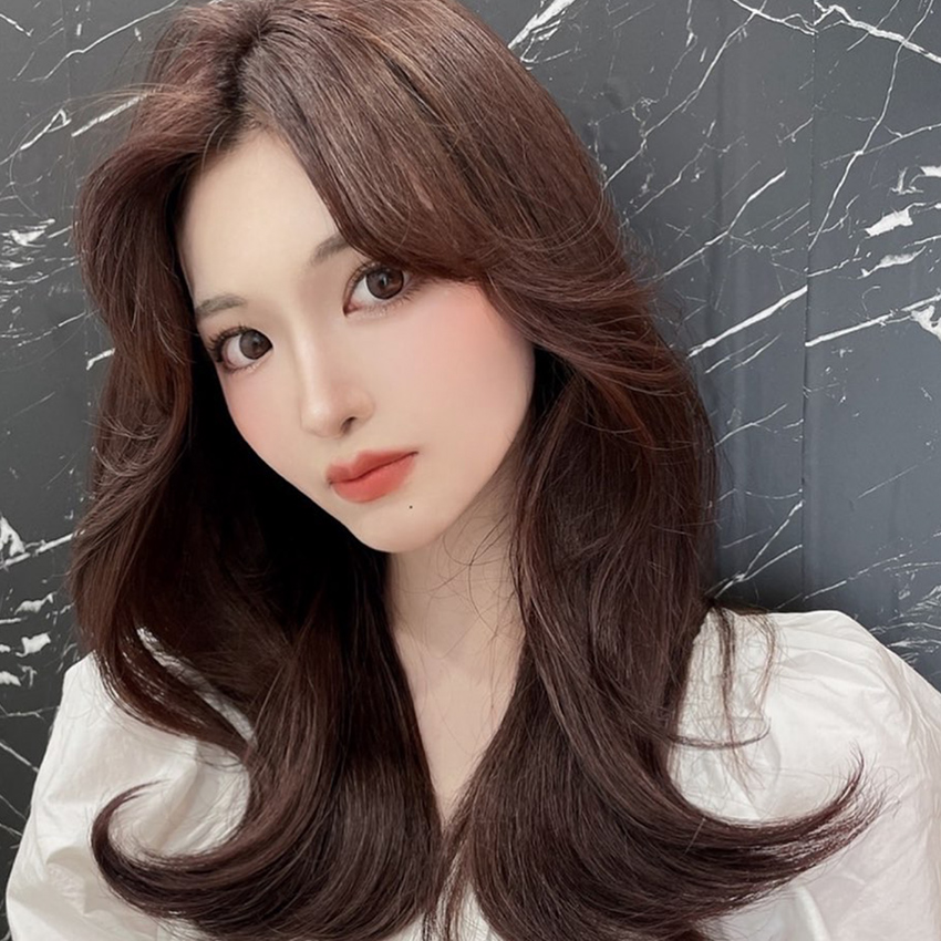 ゜♡ ⠀ ⠀ ⠀ ⠀ ⠀ ⠀ ⠀ ⠀ ⠀ ⠀ ⠀ ⠀fypワンホン風ワンホンメイクワンホン女子中華美女中華風メイクチャイボーグ透明感メイク大人可愛いカフェガールシティガール大人女子コーデ映え女子小红书风美女博主氛围感白瘦幼港风