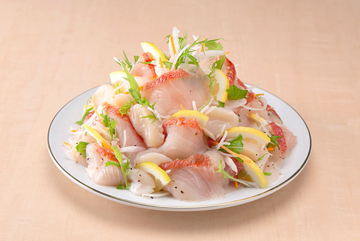 玉ねぎドレッシングで食べる鯛の温製カルパッチョ仕立て野郎飯:レシピ グルメレビュ