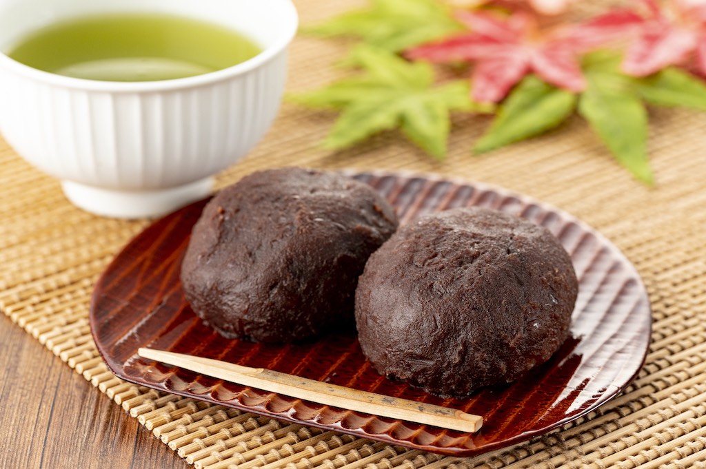 手作り「おはぎ」を楽しもう あずきを煮る本格派、炊飯器だけで簡単なレシピも - はてなニュース