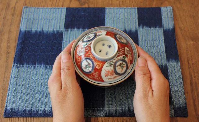 こどもに教えてあげたい「お箸のマナー」大人も知っているようで知らないマナーを確認しよう！ お家で食育コラム vol.3保育園・幼稚園専門の給食委託会社株式会社富喜屋