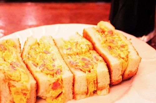 一度食べたら忘れられない！大阪・鶴橋「ロックヴィラ」の「絶品キムチサンド」