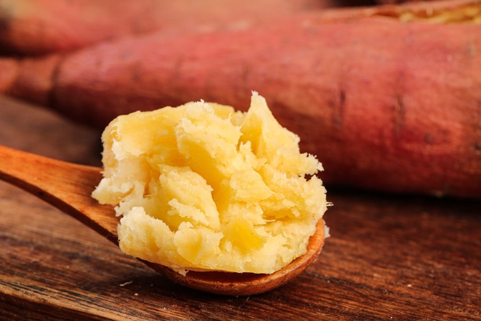 猫の手作りレシピ パリッとした食感で、お好みアレンジ豊富♪「ノンフライさつまいもチップス」