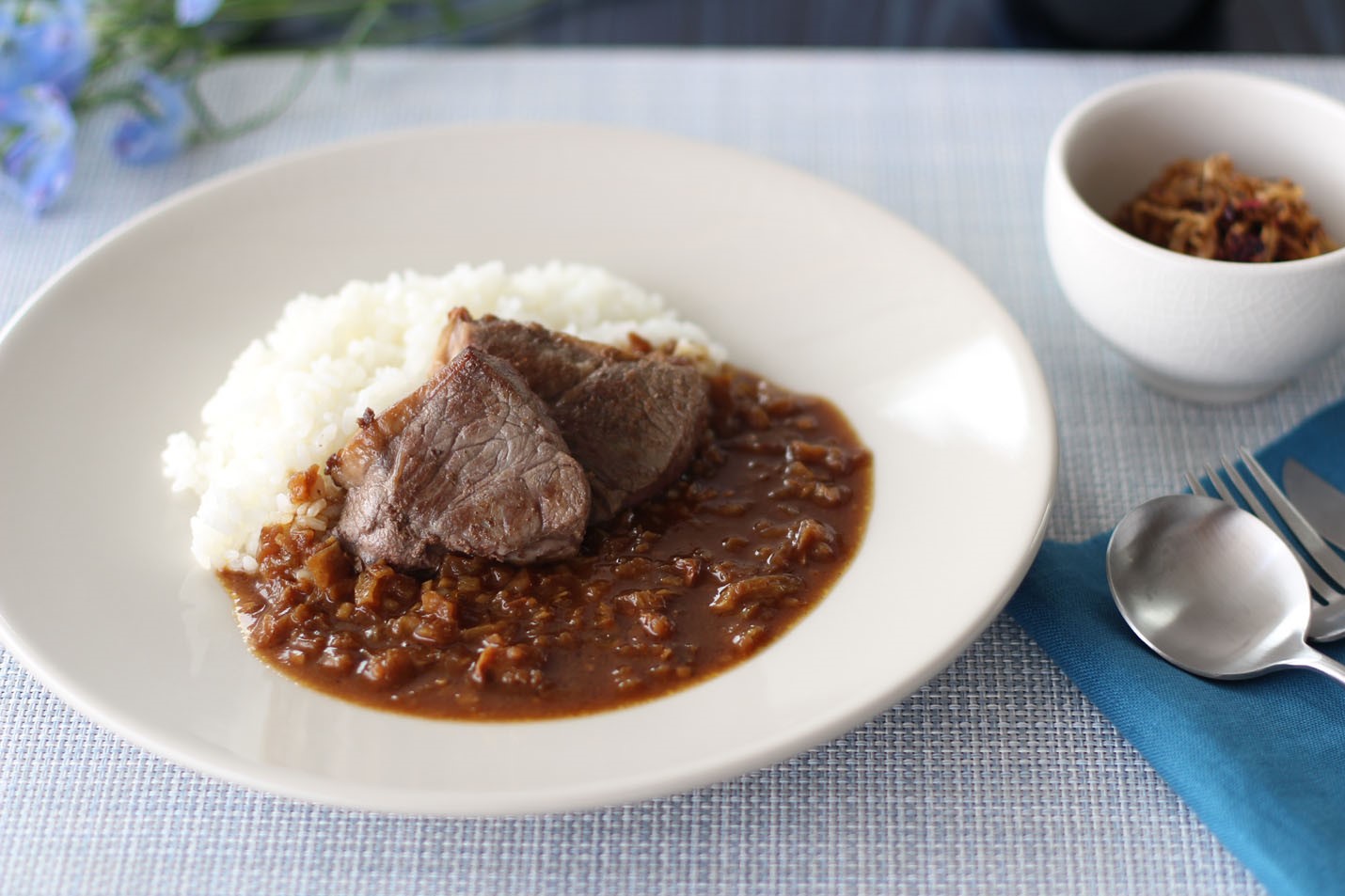 ステーキ肉のビーフカレーオージー・ビーフ公式サイト