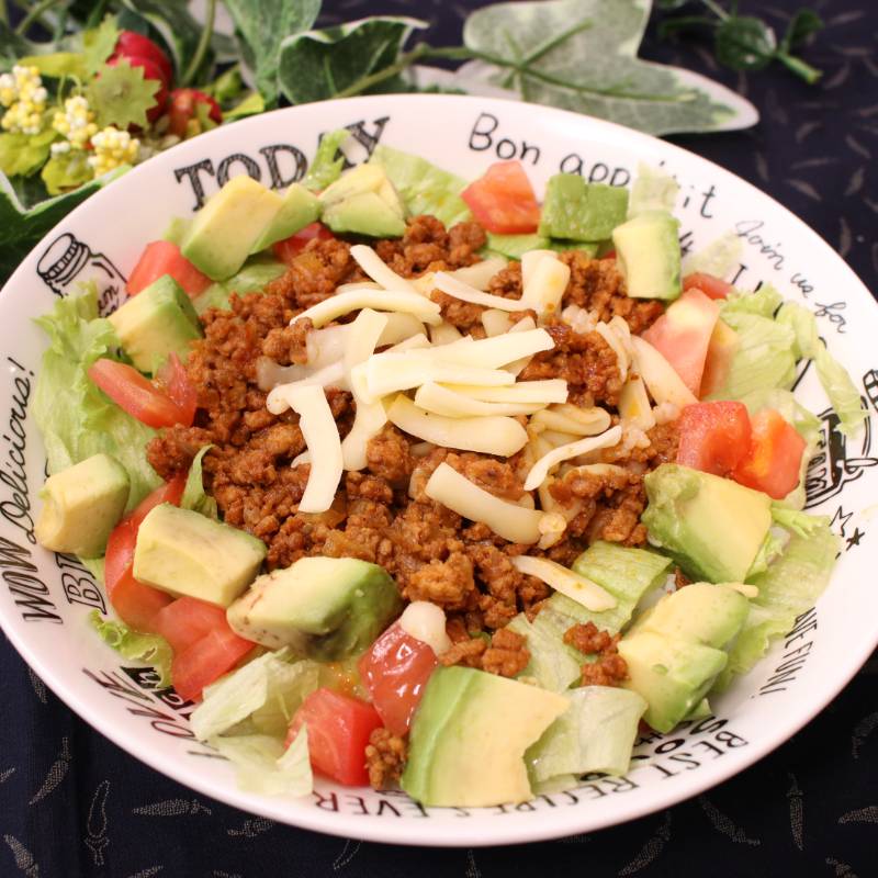 カレー粉でスパイシータコライス