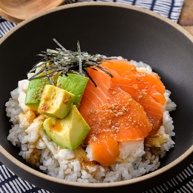 絶品 とろろごはんにかける白だしベースのとろろ