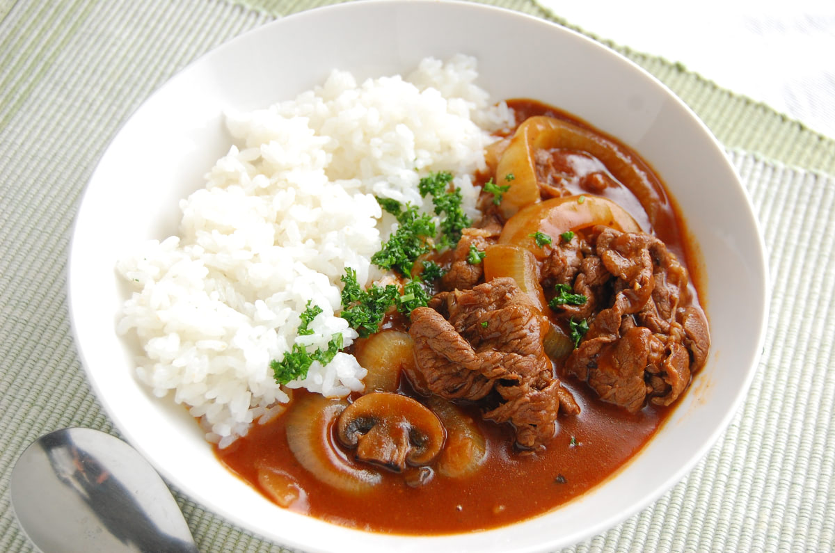 🍛🍛🍛 ハヤシライスにカンタン酢トマトをちょい足ししてみたよ〜ハヤシライスカンタン酢アレンジレシピ晩御飯夜ご飯夜ご飯記録夜ご飯メニュー今日のご飯料理初心者料理初心者料理記録料理動画料理上手になりたい料理初心者と繋がりたい