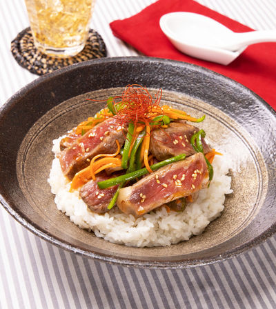 簡単ボリューミー♪ 和風ステーキ丼