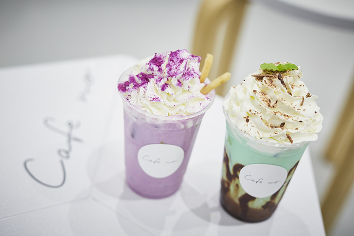 Amazon10個セット ドリンクボトル 350ml 420ml 500ml フタ付き プラコップ かわいい 持ち帰り インスタ くまボトルバナナジュース カフェ おしゃれ ラテ テイクアウト ボトル ドリンク 可愛い 透明 映え ドリンク 容器 フタの穴あり 500ml