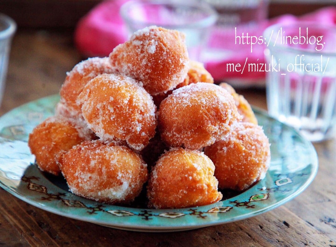 サクサクのサーターアンダギーの作り方。ホットケーキミックスで簡単！ - つくりおき食堂