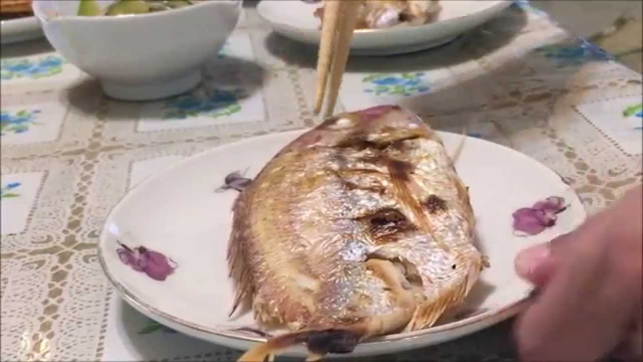 鯛の姿焼き こちらは食い初め膳と一緒にお出ししたお祝い用の 『鯛の姿焼き』です。様々なシーンのお料理をお受けしておりますのでお気軽にお問い合わせください