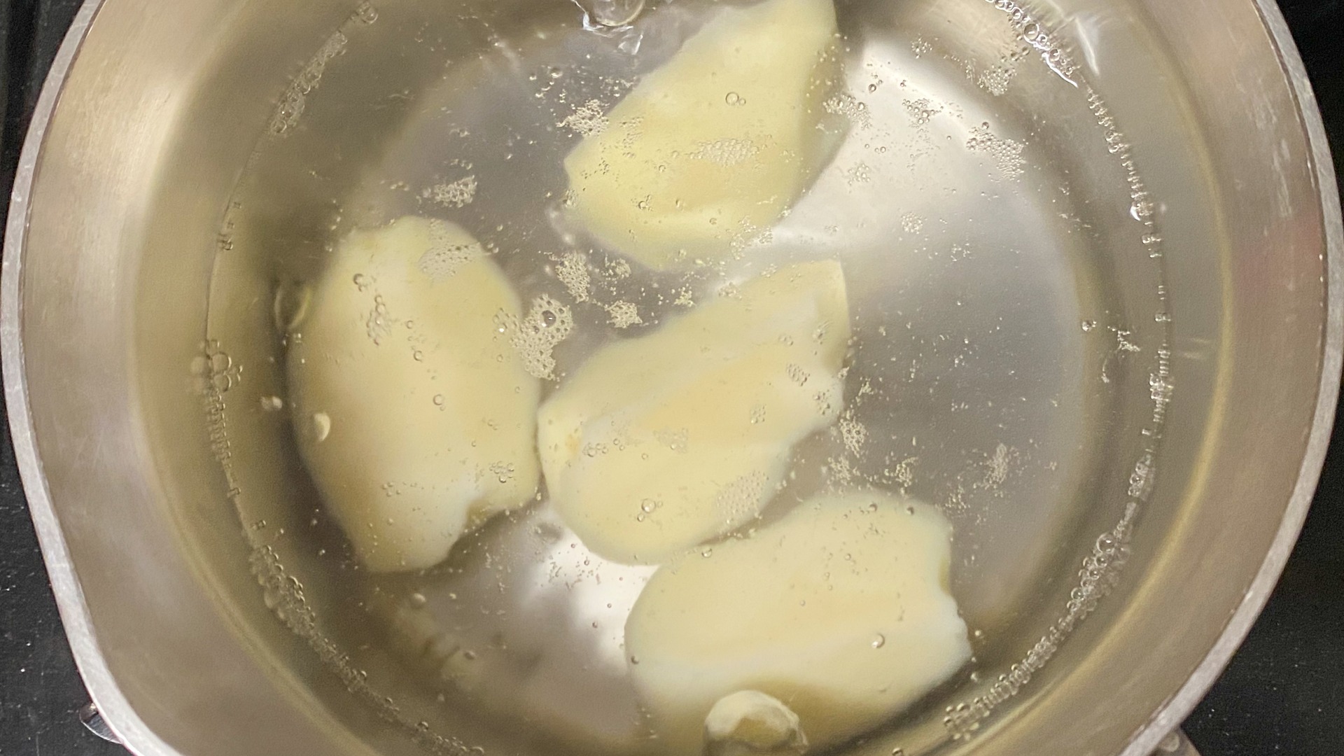 知っておくと便利！じゃがいもの茹で方