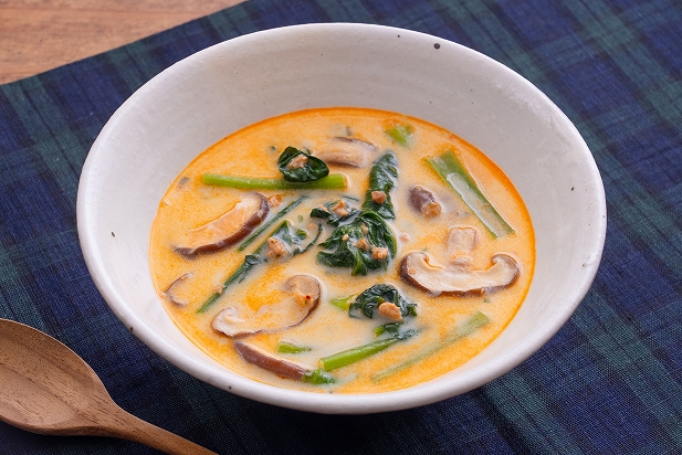 Amazon.co.jp: 日清食品 とろけるおぼろ豆腐 まろっと豆乳スープ濃厚豆乳の和風仕立てスープ ゆず皮入りインスタントスープ 17g×6個 : 食品・飲料・お酒