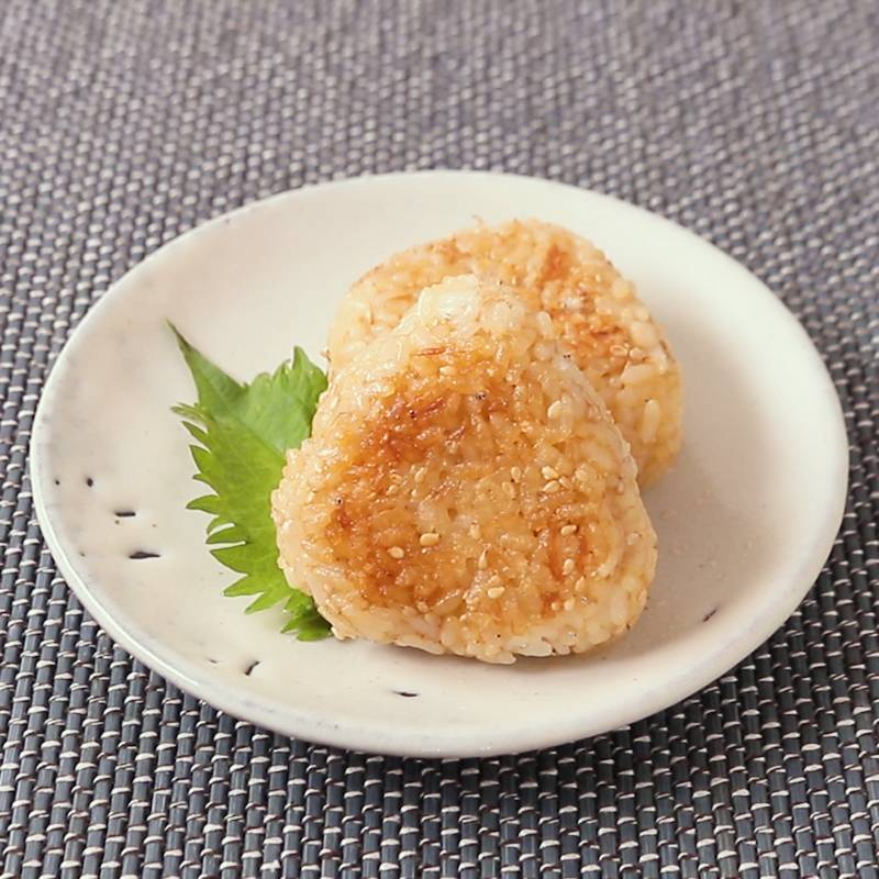 しらすとごまの冷凍おにぎり