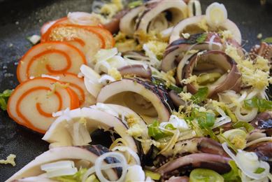 イカとキャベツの赤味噌炒め - 週末シェフの家呑みレシピ