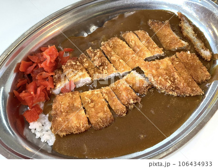 北海道帯広の「インデアンカレー」、冷凍で定番の味再現 - 日本経済新聞