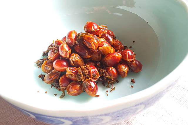 実山椒下処理 プロの日本料理人が教える、実山椒の下処理