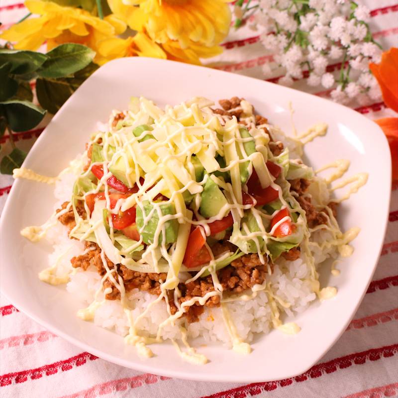 カレー粉スティック1本で！カフェ風タコライス
