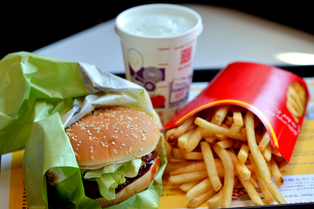 マックの糖質低いバーガーランキング！ナゲット、ポテト、シェイク、朝マックの糖質も調査しろおびブックガイド
