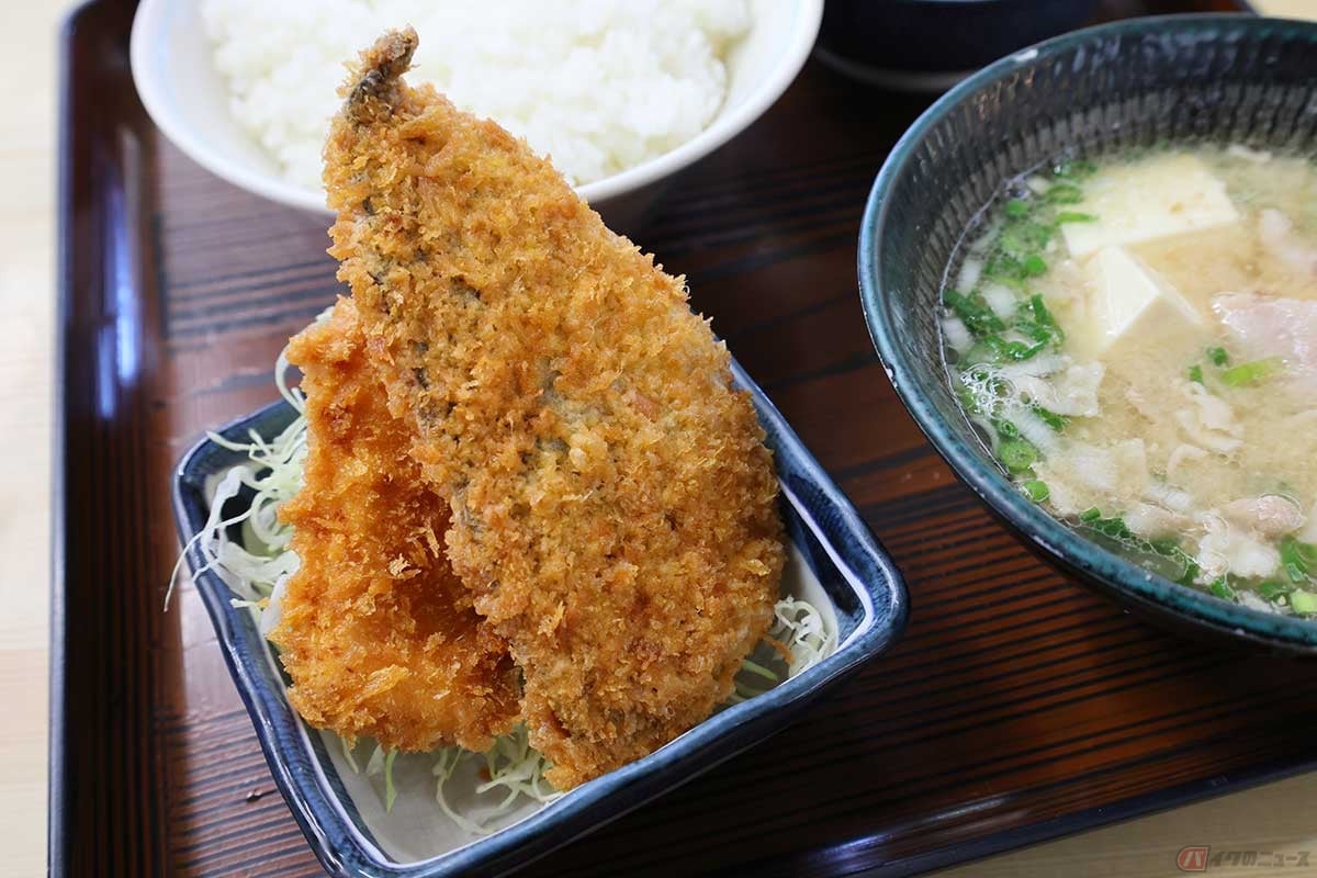 ぶたくし ひとやすみ JR静岡駅南口から徒歩5分！噂の「豚汁ラーメン」は噂以上だった！ 静岡市静岡新聞アットエス