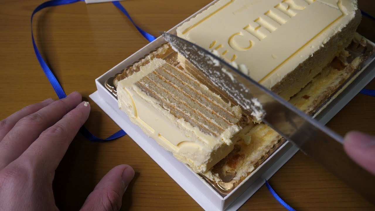 クリームの半分が最高級エシレバター！濃厚生バターケーキ！ - ippin イッピン