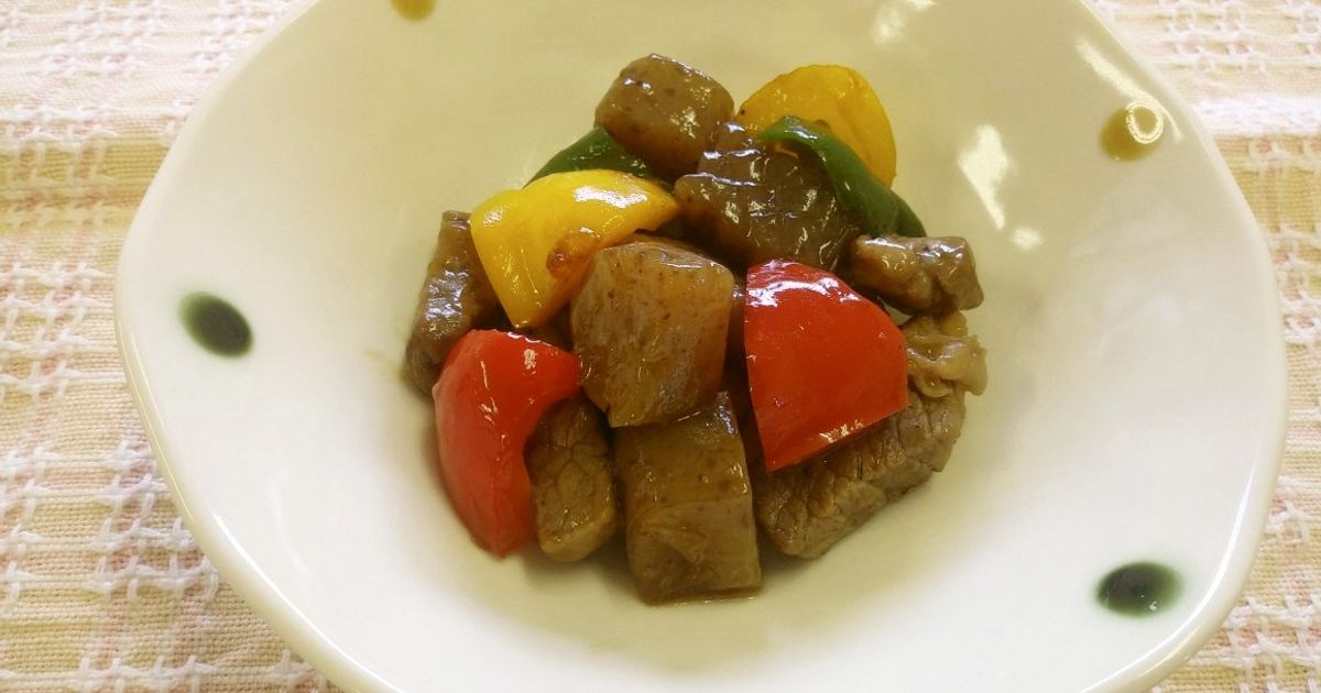 リッチだね〜♪牛モモ肉のサイコロステーキ